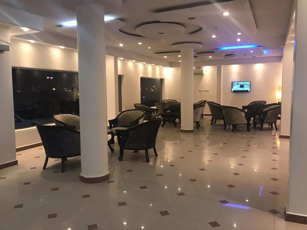 Al Makan Al Mosafer 116 Hotel By Al Azmy Rijád Exteriér fotografie