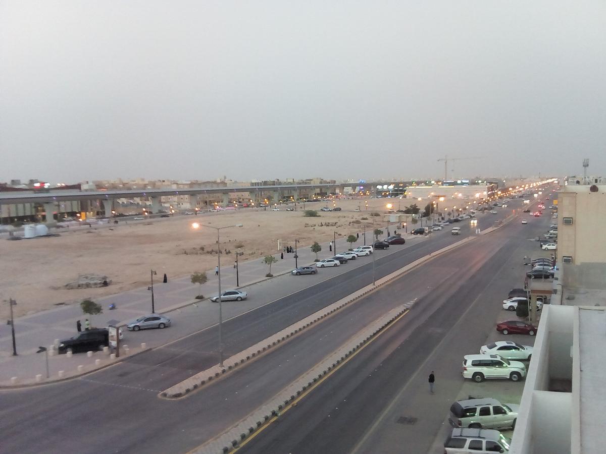Al Makan Al Mosafer 116 Hotel By Al Azmy Rijád Exteriér fotografie